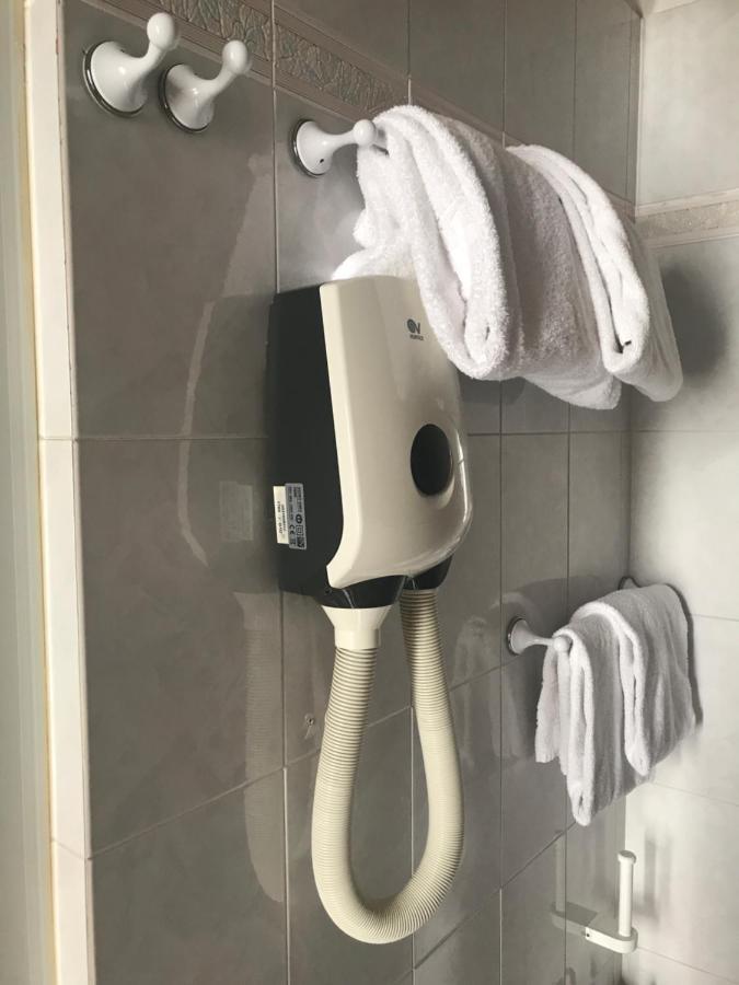 Hotel Aspromonte Милано Екстериор снимка