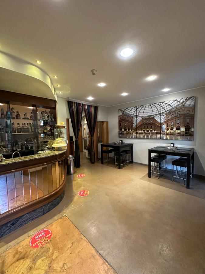 Hotel Aspromonte Милано Екстериор снимка