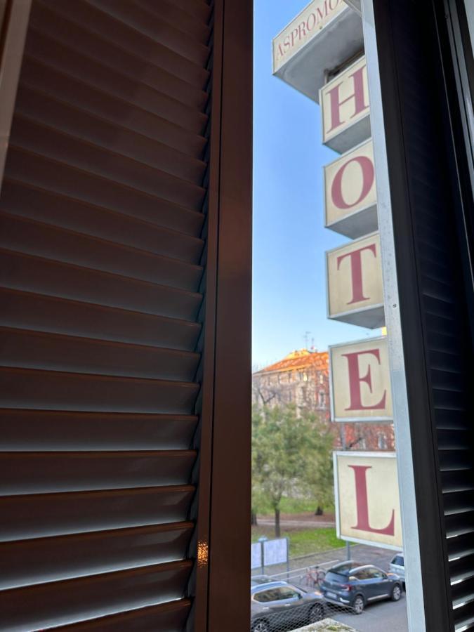 Hotel Aspromonte Милано Екстериор снимка