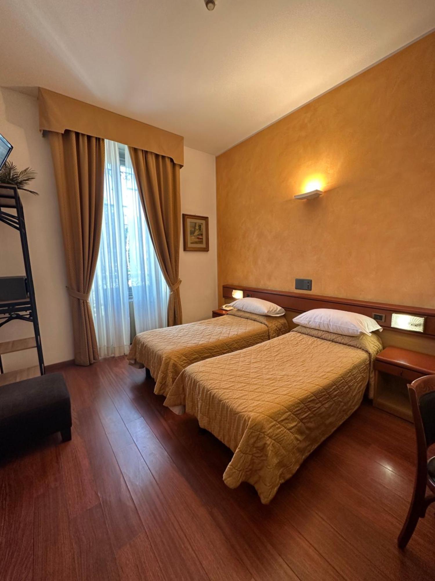 Hotel Aspromonte Милано Екстериор снимка